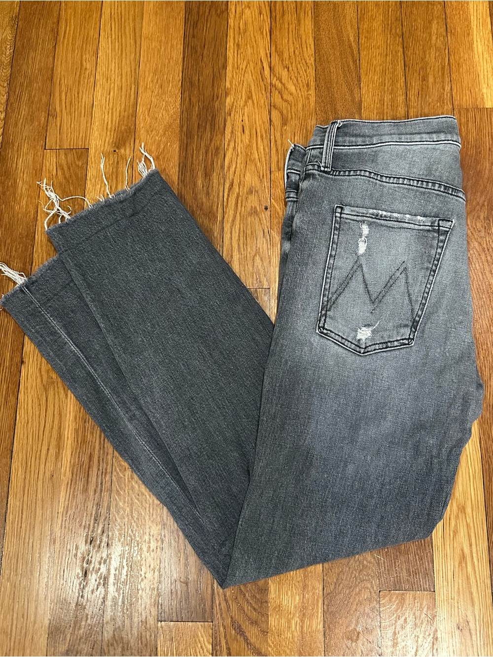 MOTHER The Scrapper Cuff Ankle - Gray Jean sz 26